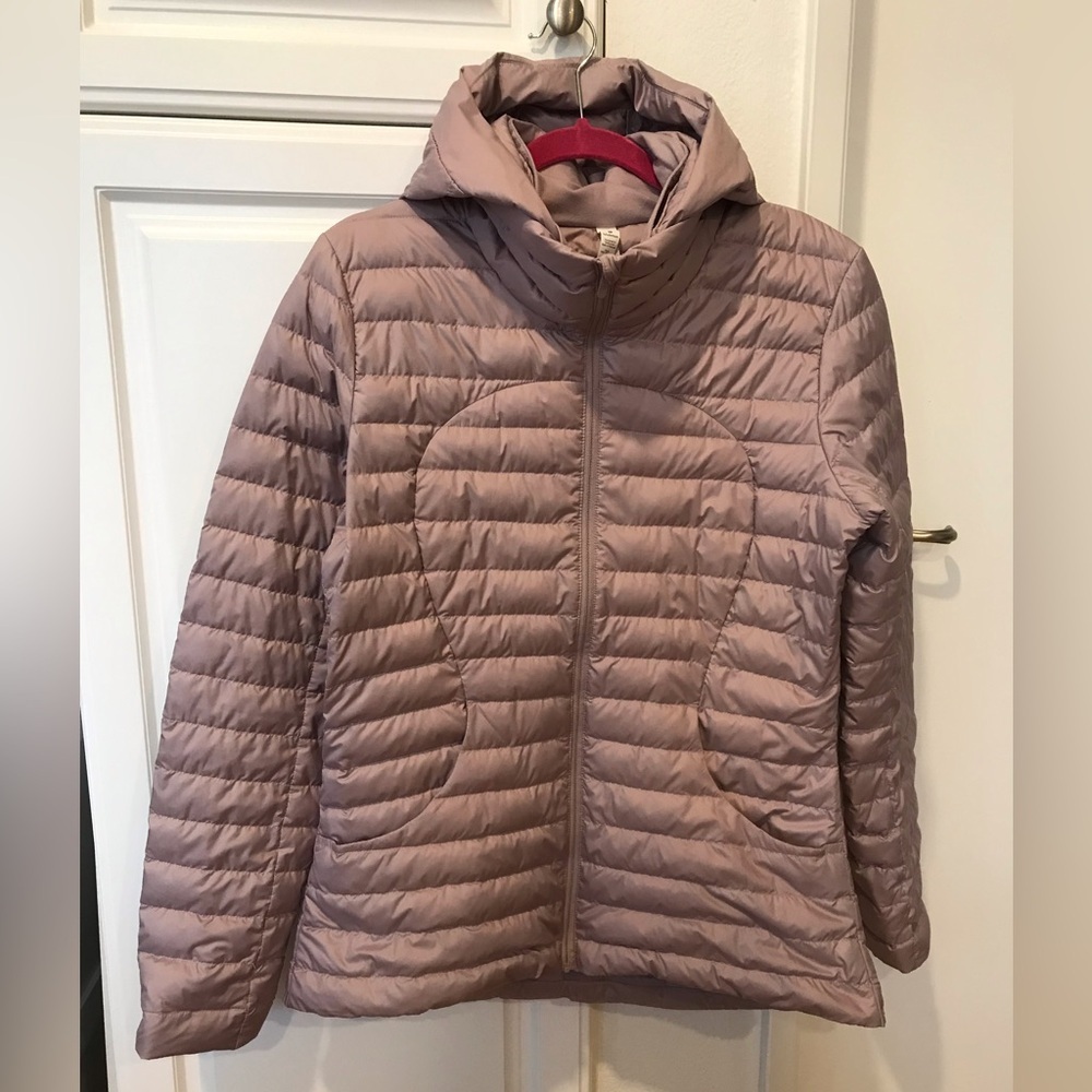 Lululemon women dawn jacket SZ 10